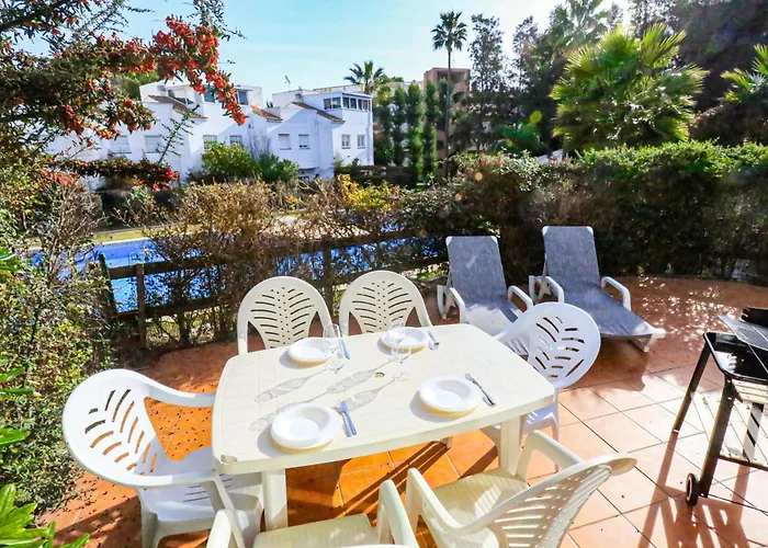 Litoral Costa Dorada - Cumbres Only Families Σαλού